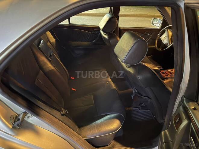 Mercedes E 240 2000, 440,000 km - 2.4 l - Bakı