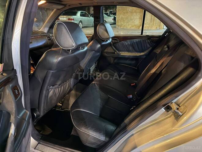 Mercedes E 240 2000, 440,000 km - 2.4 l - Bakı
