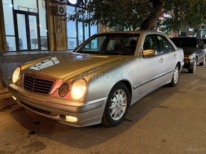 Mercedes E 240 2000, 440,000 km - 2.4 l - Bakı