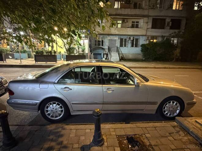 Mercedes E 240 2000, 440,000 km - 2.4 l - Bakı