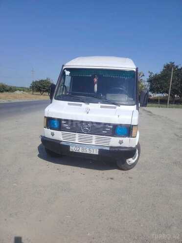 Mercedes 208 D 1993, 150,000 km - 2.3 l - Bərdə