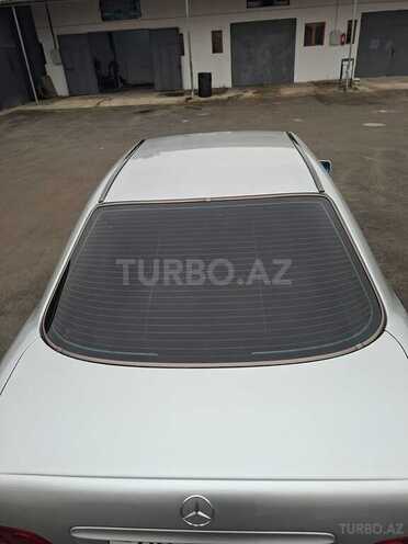 Mercedes E 220 1999, 332,000 km - 2.2 l - Bakı