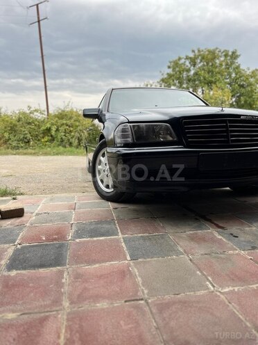 Mercedes C 200 1998, 222,000 km - 2.0 l - Quba