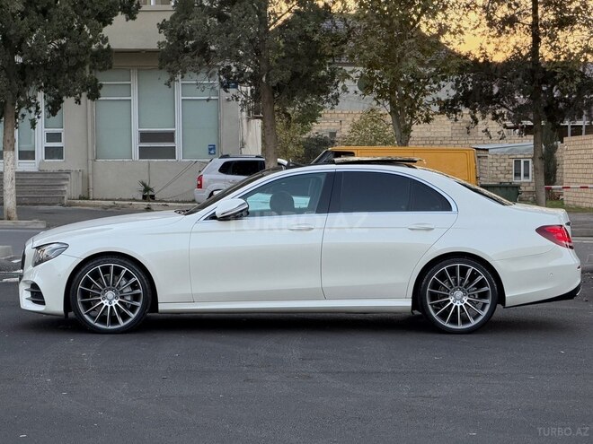 Mercedes E 300 2017, 144,000 km - 2.0 l - Gəncə
