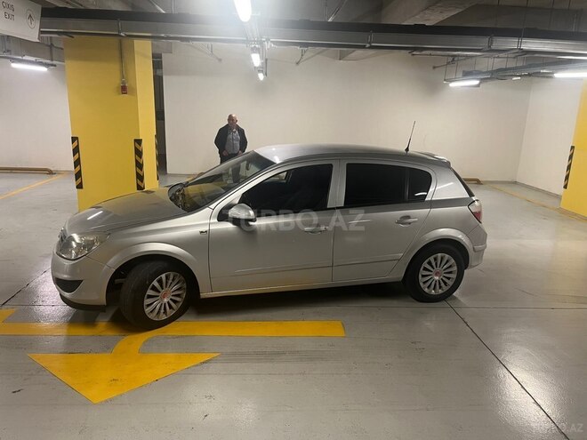 Opel Astra 2007, 352,000 km - 1.4 l - Gəncə