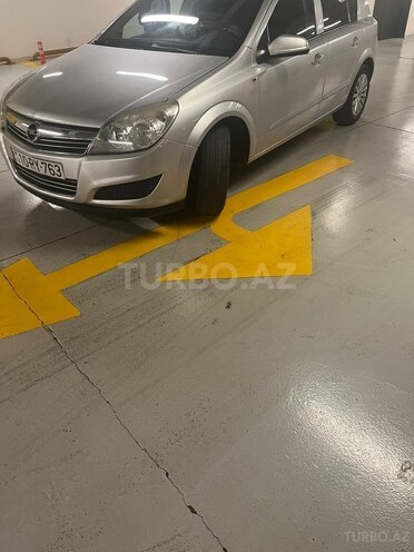 Opel Astra 2007, 352,000 km - 1.4 l - Gəncə