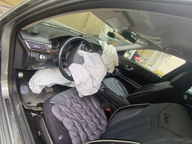 Mercedes E 250 2009, 325,000 km - 2.1 l - Bakı