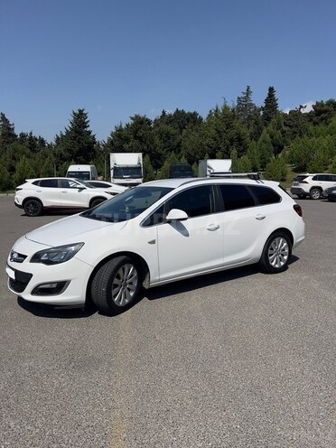 Opel Astra 2014, 168,000 km - 1.4 l - Bakı