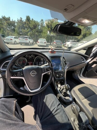 Opel Astra 2014, 168,000 km - 1.4 l - Bakı