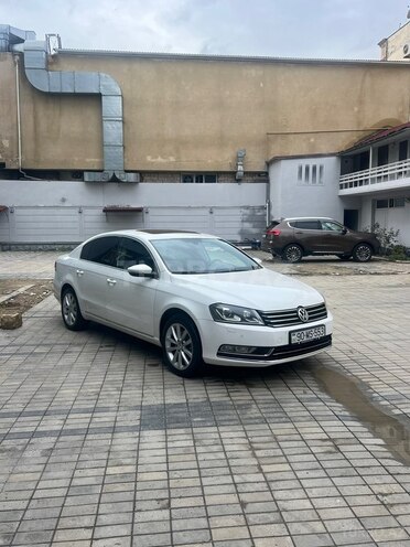 Volkswagen Passat 2012, 262,800 km - 1.8 l - Bakı