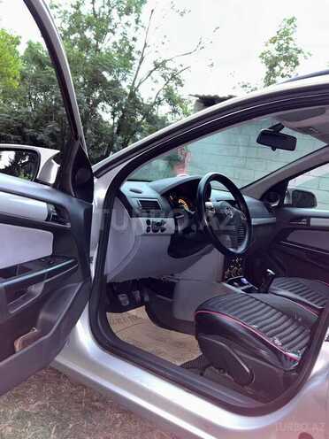 Opel Astra 2006, 332,120 km - 1.4 л - Bakı
