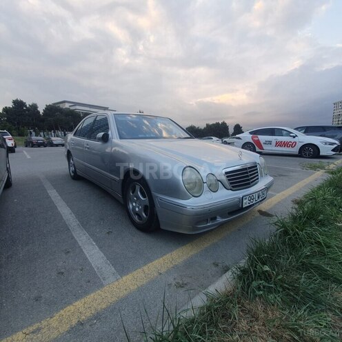 Mercedes E 320 1999, 360,200 km - 3.2 l - Bakı