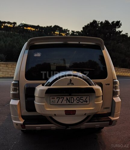 Mitsubishi Pajero 2008, 216,000 km - 3.0 l - Bakı
