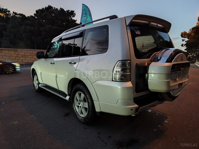 Mitsubishi Pajero 2008, 216,000 km - 3.0 l - Bakı