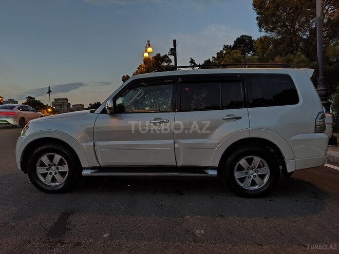 Mitsubishi Pajero 2008, 216,000 km - 3.0 l - Bakı