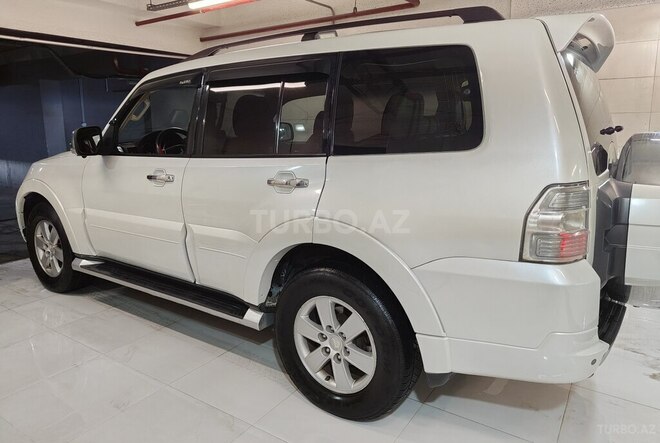 Mitsubishi Pajero 2008, 216,000 km - 3.0 l - Bakı