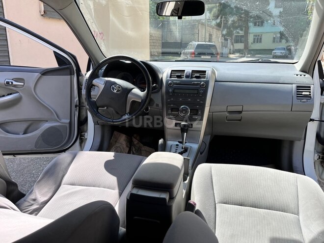 Toyota Corolla 2008, 227,000 km - 1.8 л - Bakı