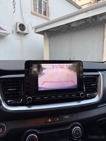 Kia Stonic 2023, 17,200 km - 1.4 l - Bakı