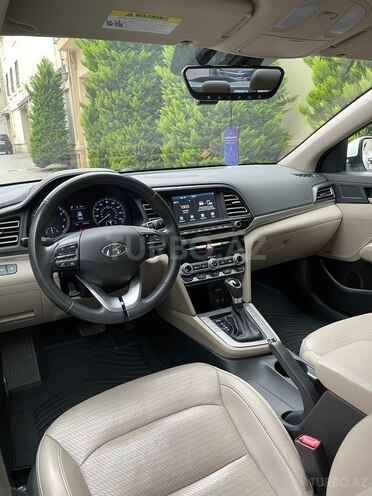 Hyundai Elantra 2020, 64,000 km - 2.0 l - Bakı