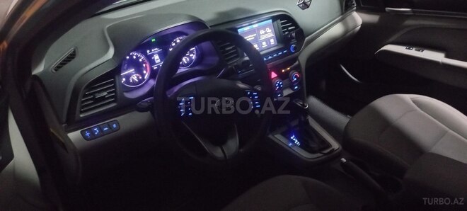 Hyundai Elantra 2019, 115,068 km - 2.0 l - Bakı