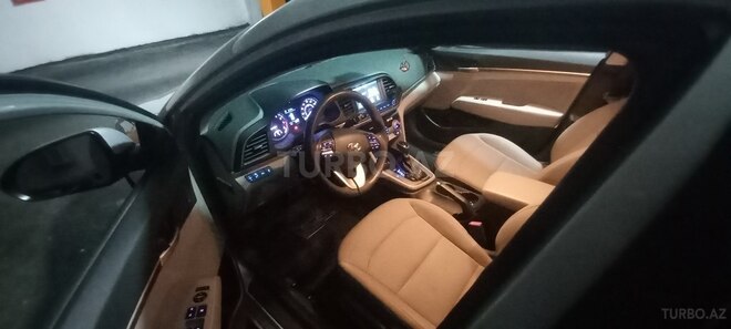 Hyundai Elantra 2019, 115,068 km - 2.0 l - Bakı