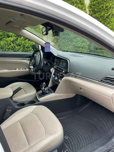Hyundai Elantra 2020, 64,000 km - 2.0 l - Bakı