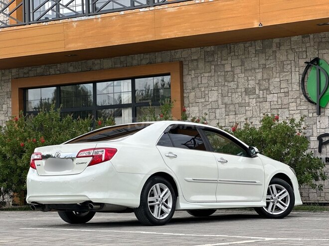 Toyota Camry 2014, 135,000 km - 2.5 l - Bakı