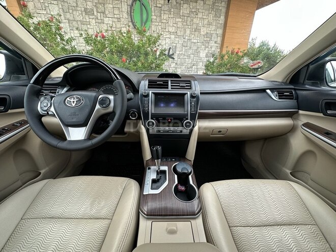 Toyota Camry 2014, 135,000 km - 2.5 l - Bakı