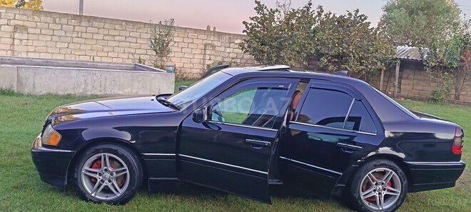 Mercedes C 230 1999, 213,000 km - 2.3 l - Bərdə