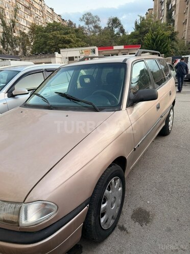 Opel Astra 1997, 328,000 km - 1.6 l - Bakı