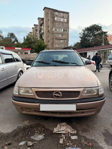 Opel Astra 1997, 328,000 km - 1.6 l - Bakı