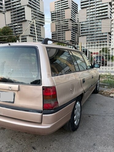 Opel Astra 1997, 328,000 km - 1.6 l - Bakı