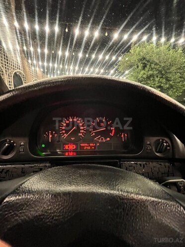 BMW 520 1999, 478,000 km - 2.0 l - Bakı