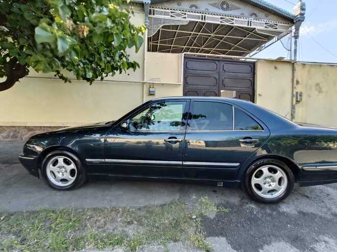 Mercedes E 200 2001, 642,000 km - 2.2 l - Şəmkir