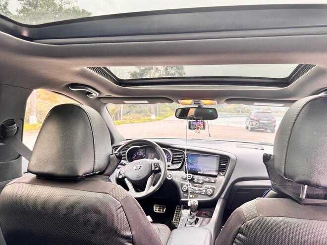 Kia Optima 2012, 188,170 km - 2.0 l - Quba
