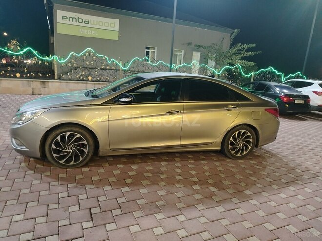 Hyundai Sonata 2010, 233,000 km - 2.0 л - Şirvan