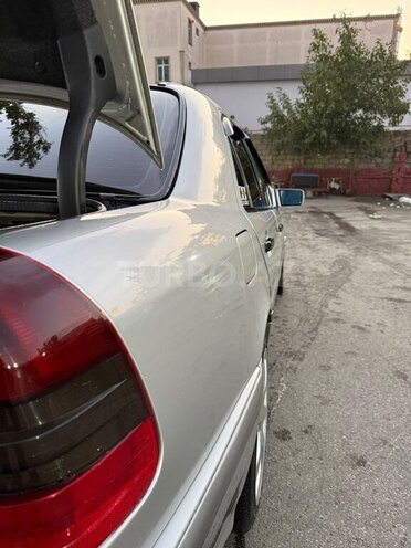 Mercedes C 200 1997, 255,000 km - 2.0 л - Bakı