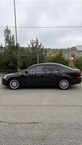 Volkswagen Jetta 2011, 223,000 km - 2.0 l - Qusar