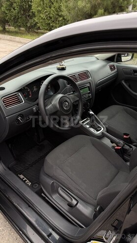 Volkswagen Jetta 2011, 223,000 km - 2.0 l - Qusar