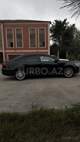 Volkswagen Jetta 2011, 223,000 km - 2.0 l - Qusar