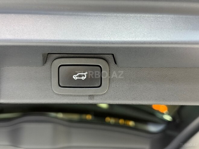 Land Rover Discovery 2019, 151,000 km - 3.0 л - Bakı