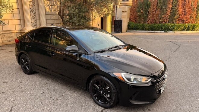 Hyundai Elantra 2018, 88,000 km - 2.0 l - Bakı