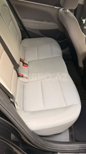 Hyundai Elantra 2018, 88,000 km - 2.0 l - Bakı