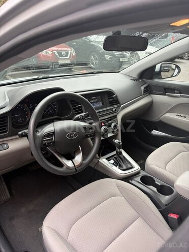 Hyundai Elantra 2018, 147,255 km - 2.0 l - Bakı