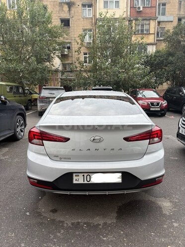 Hyundai Elantra 2018, 147,255 km - 2.0 l - Bakı