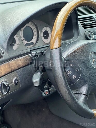 Mercedes E 320 2002, 283,680 km - 3.2 l - Bakı