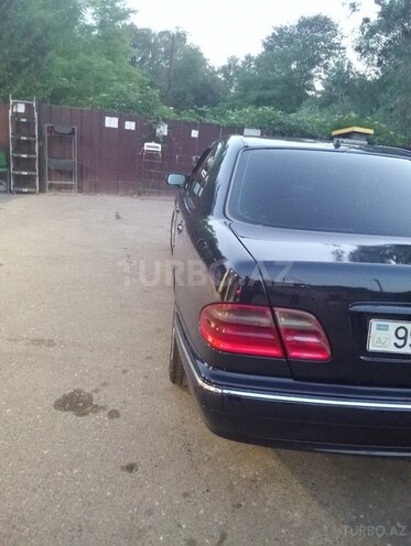Mercedes E 270 1999, 553,333 km - 2.7 l - Zərdab