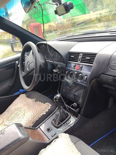 Mercedes C 180 1998, 511,258 km - 1.8 л - Lerik