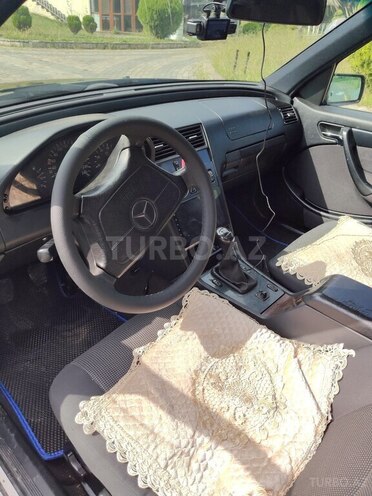 Mercedes C 180 1998, 511,258 km - 1.8 л - Lerik