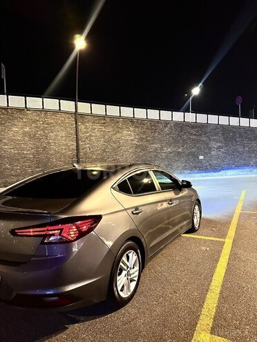 Hyundai Elantra 2019, 201,168 km - 2.0 l - Bakı